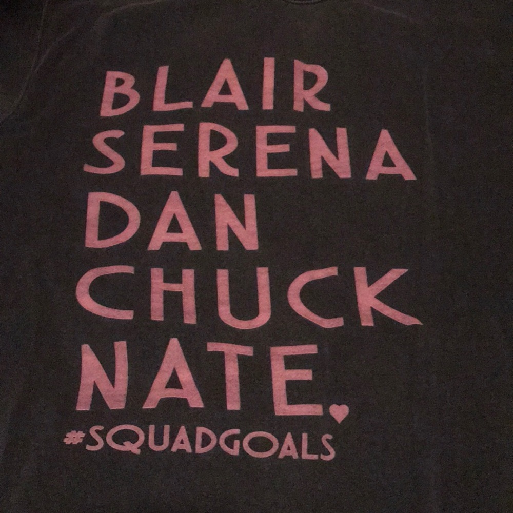 GOSSIP GIRL SWEATSHIRT